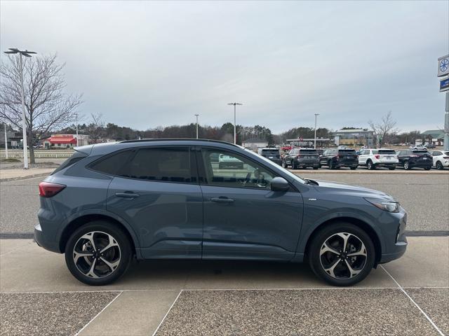 used 2023 Ford Escape car, priced at $25,334