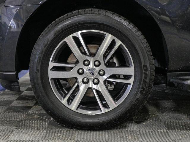 used 2024 Ford Expedition car, priced at $57,376