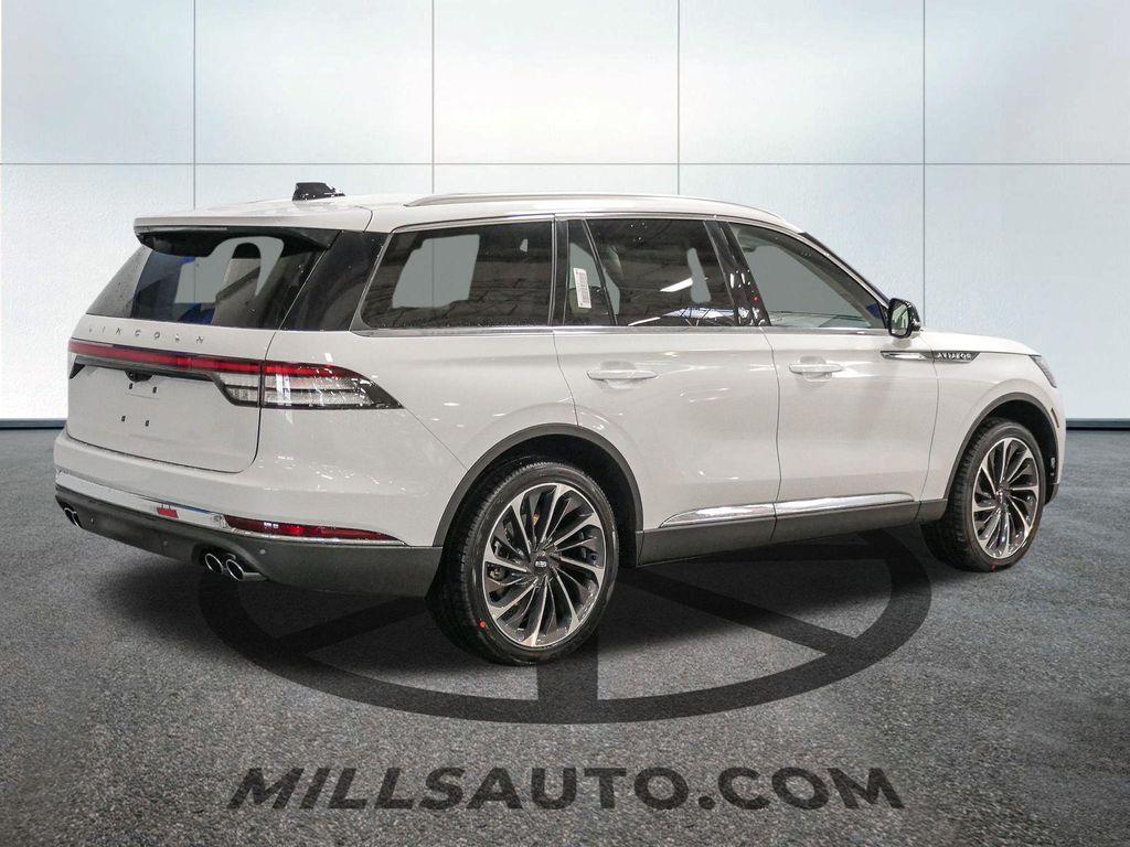 new 2025 Lincoln Aviator car, priced at $69,775
