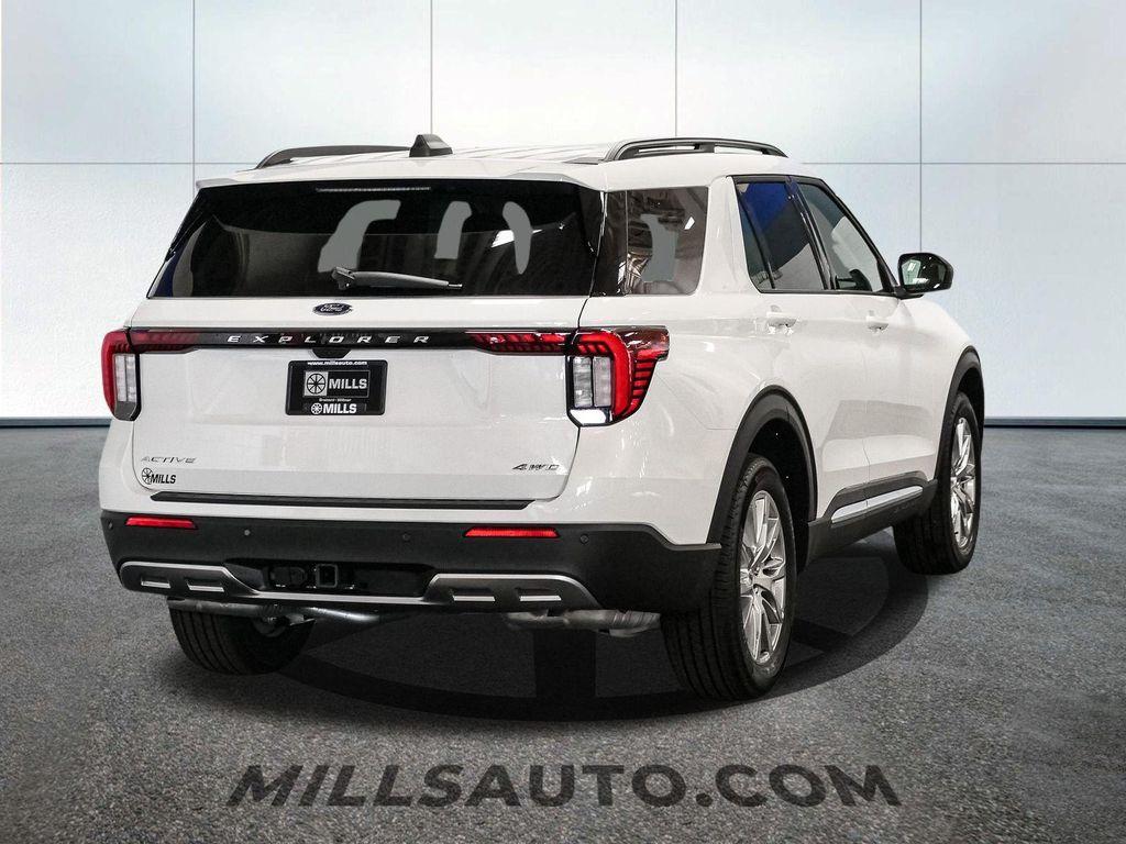 new 2025 Ford Explorer car, priced at $45,395