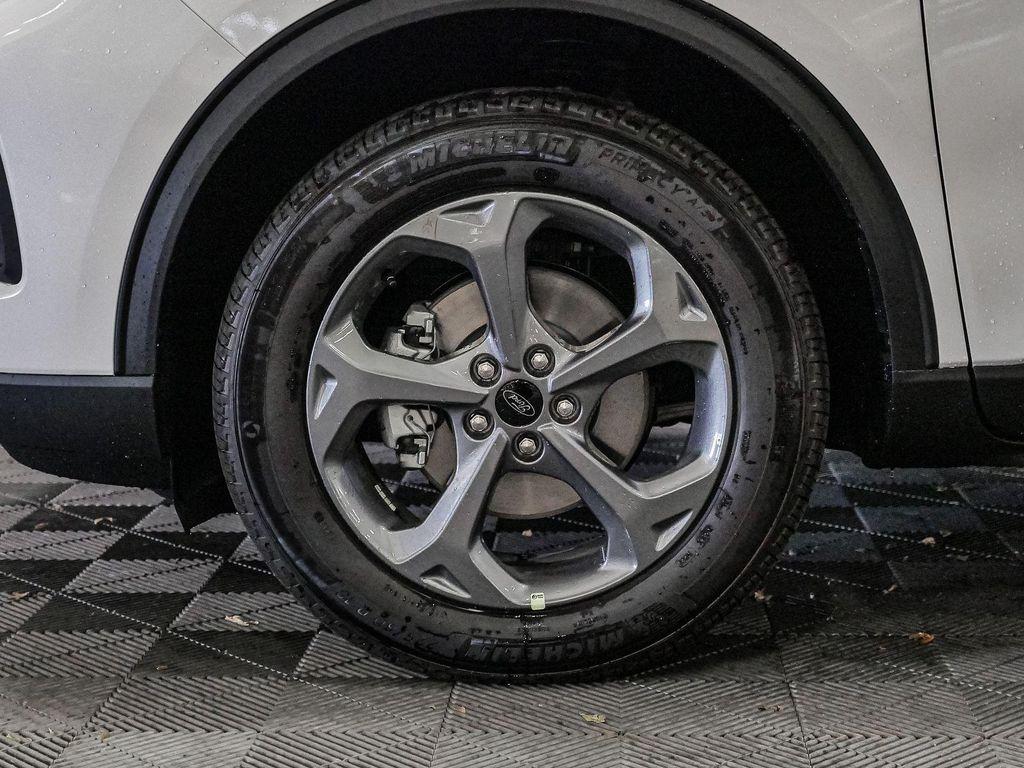 new 2026 Ford Escape car, priced at $36,615