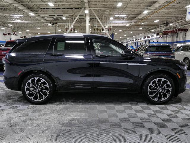 new 2025 Lincoln Nautilus car, priced at $62,705