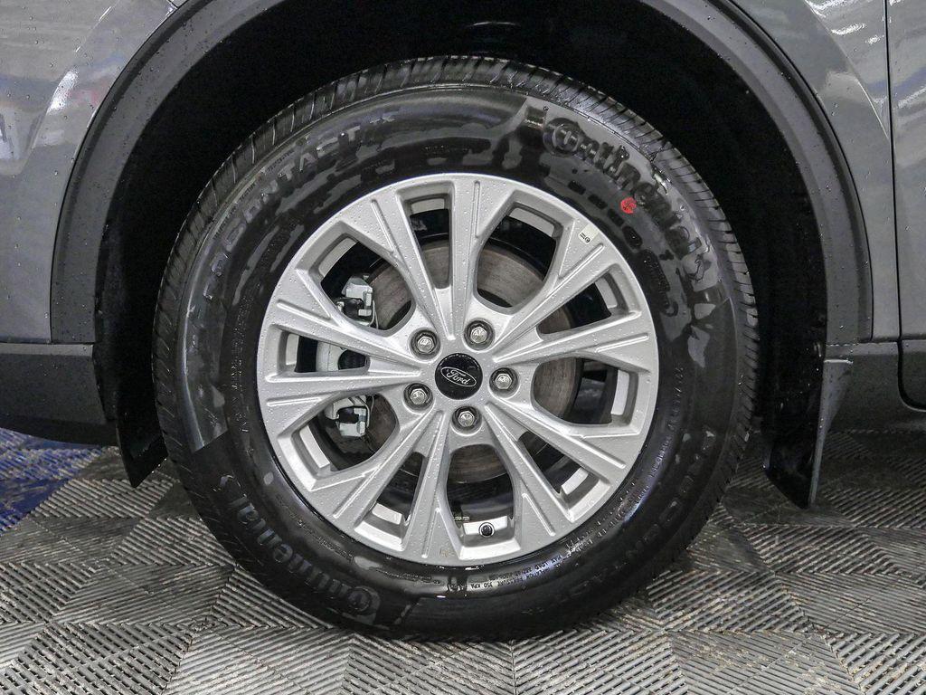 new 2025 Ford Escape car, priced at $27,999