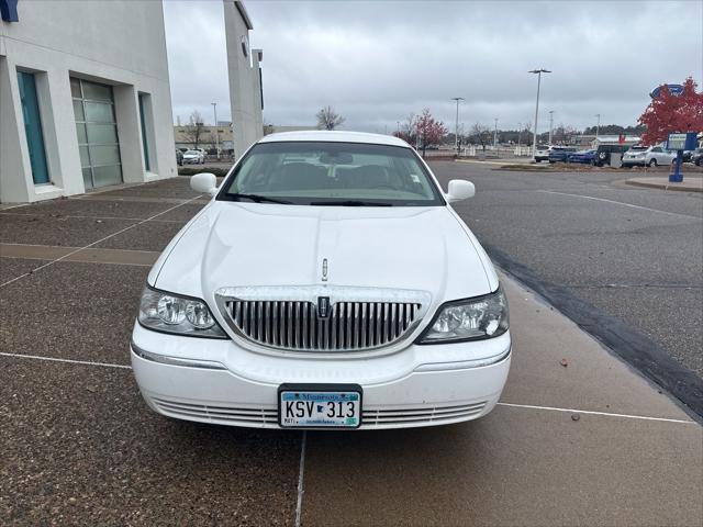 used 2010 Lincoln Town Car car, priced at $10,479