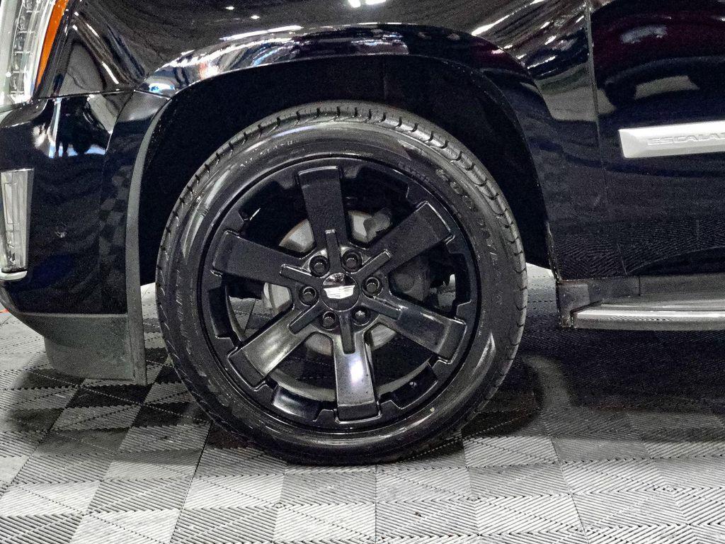 used 2020 Cadillac Escalade car, priced at $32,864