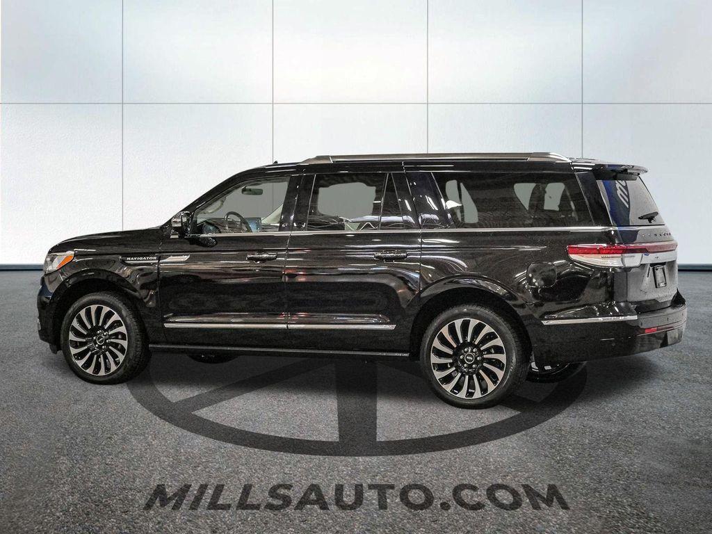 used 2022 Lincoln Navigator car, priced at $54,141
