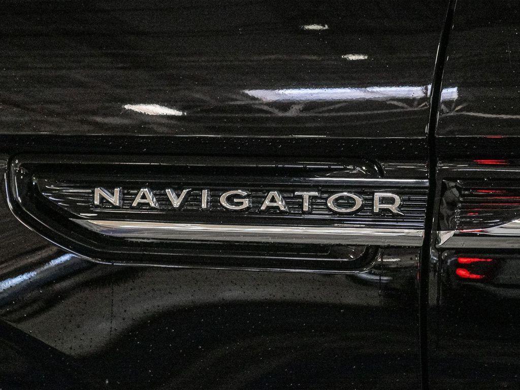 used 2022 Lincoln Navigator car, priced at $54,141
