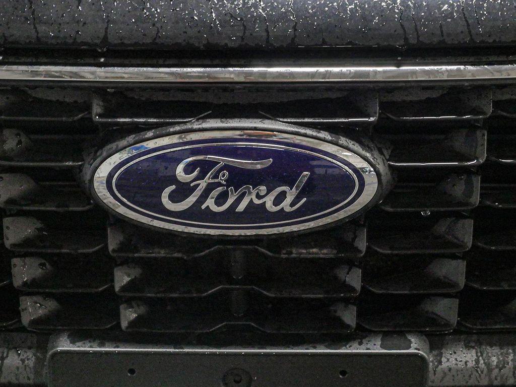 new 2025 Ford Escape car, priced at $27,672