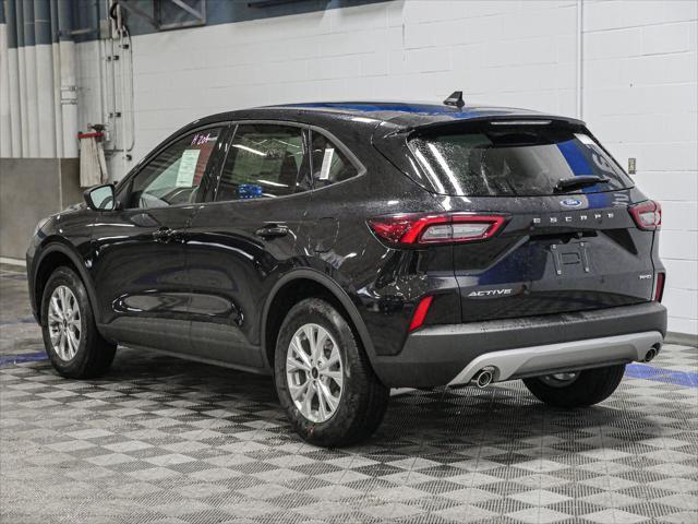 new 2025 Ford Escape car, priced at $31,159