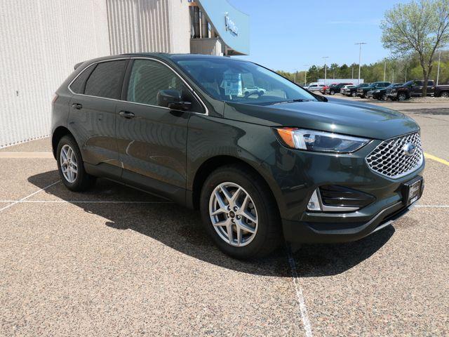 new 2024 Ford Edge car, priced at $39,995