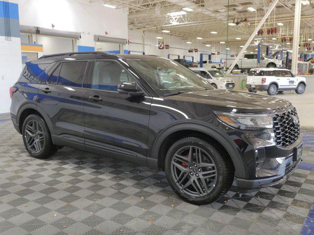 new 2025 Ford Explorer car, priced at $57,795