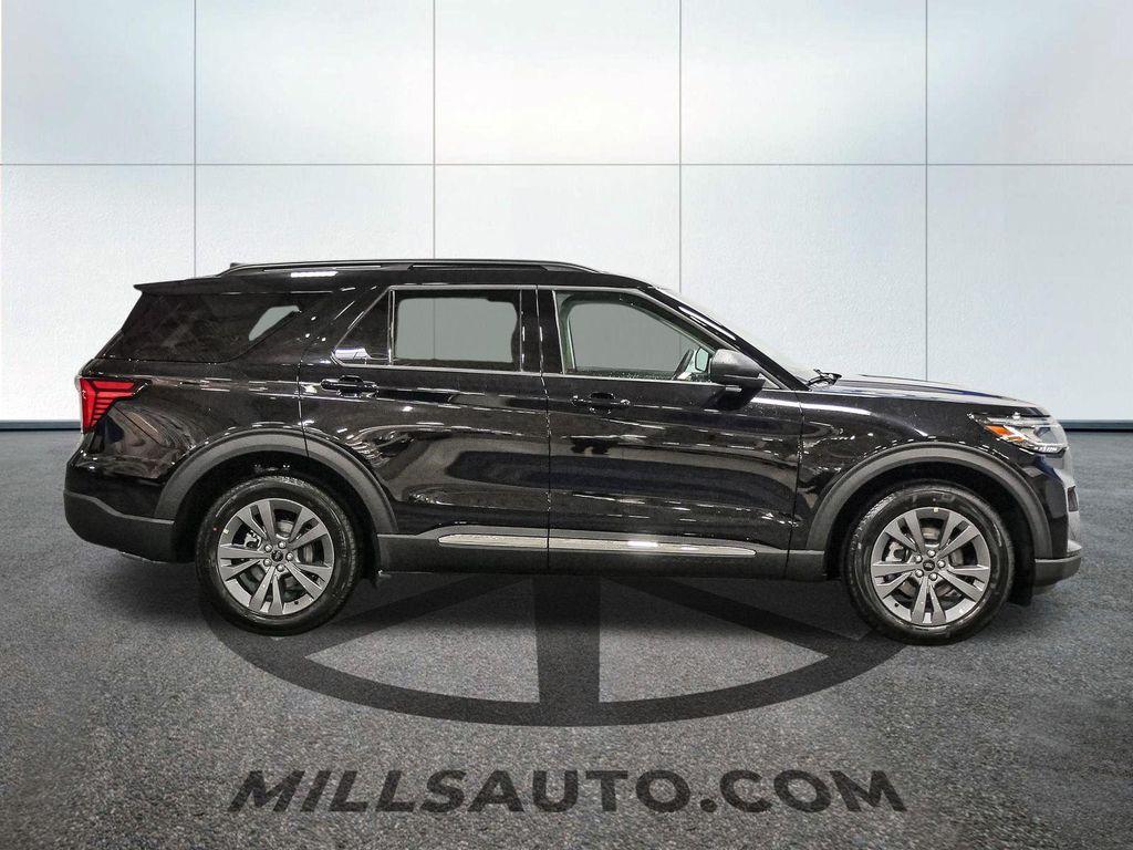 new 2025 Ford Explorer car, priced at $45,460