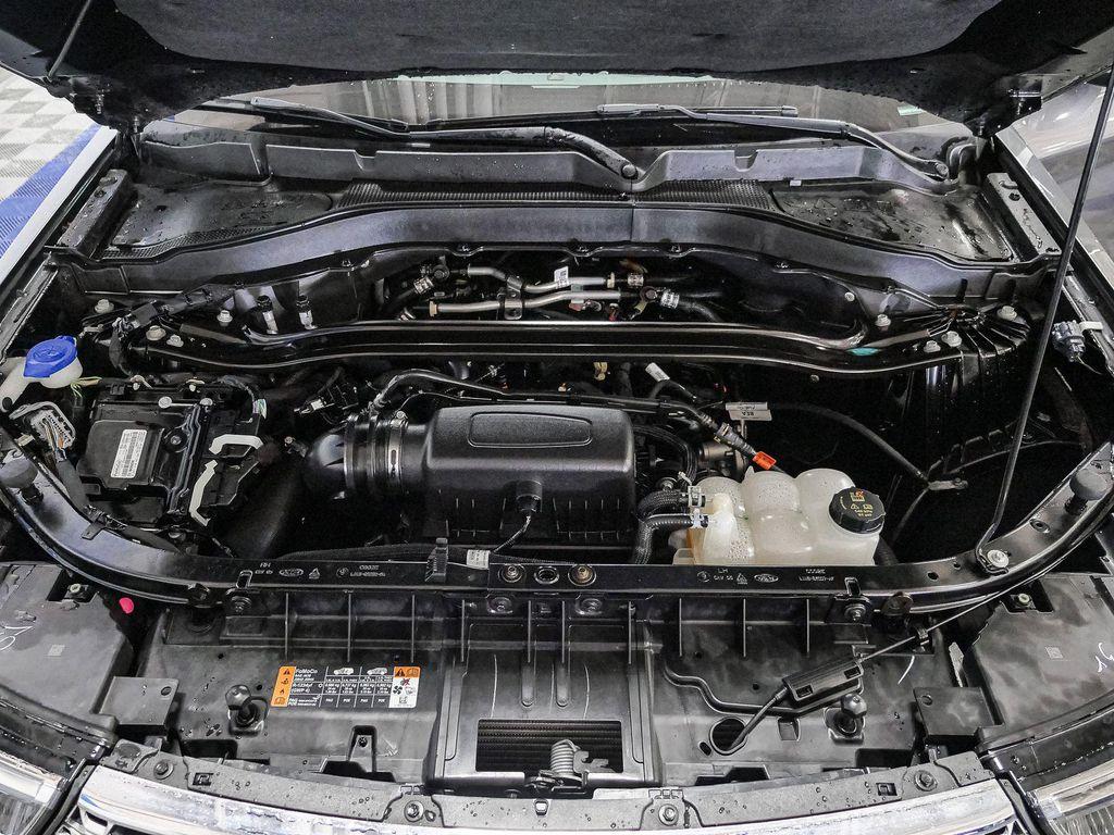 used 2023 Ford Explorer car