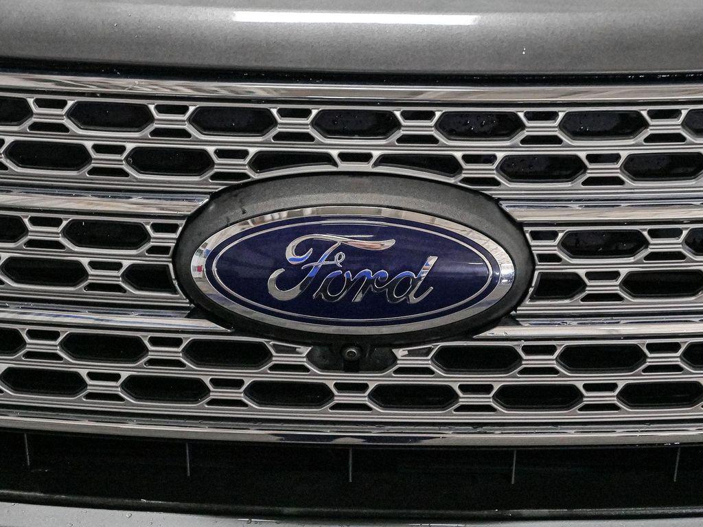 used 2023 Ford Explorer car