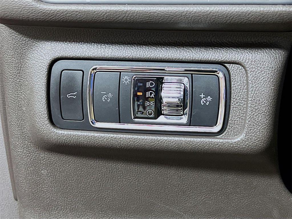 used 2022 Lincoln Corsair car, priced at $33,519