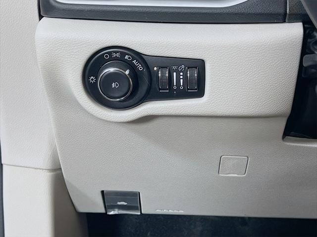 used 2017 Chrysler Pacifica car, priced at $13,382