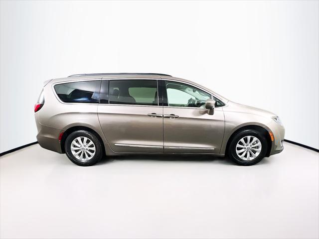 used 2017 Chrysler Pacifica car, priced at $13,382