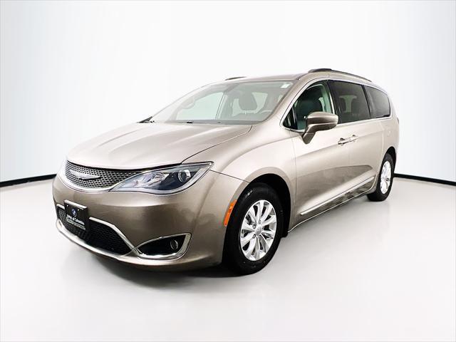 used 2017 Chrysler Pacifica car, priced at $13,382