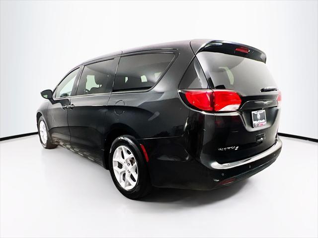 used 2018 Chrysler Pacifica car, priced at $11,495