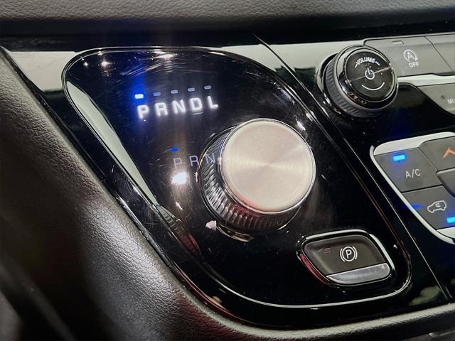 used 2018 Chrysler Pacifica car, priced at $11,495