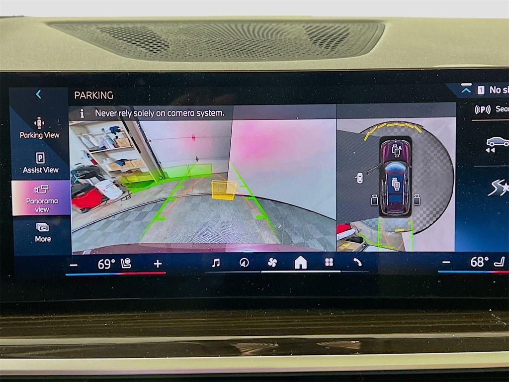 used 2024 BMW X7 car, priced at $59,783