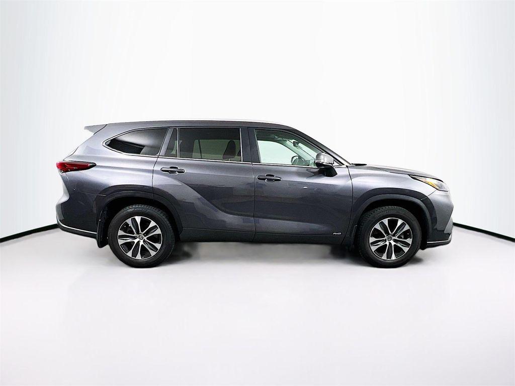 used 2023 Toyota Highlander Hybrid car, priced at $34,889