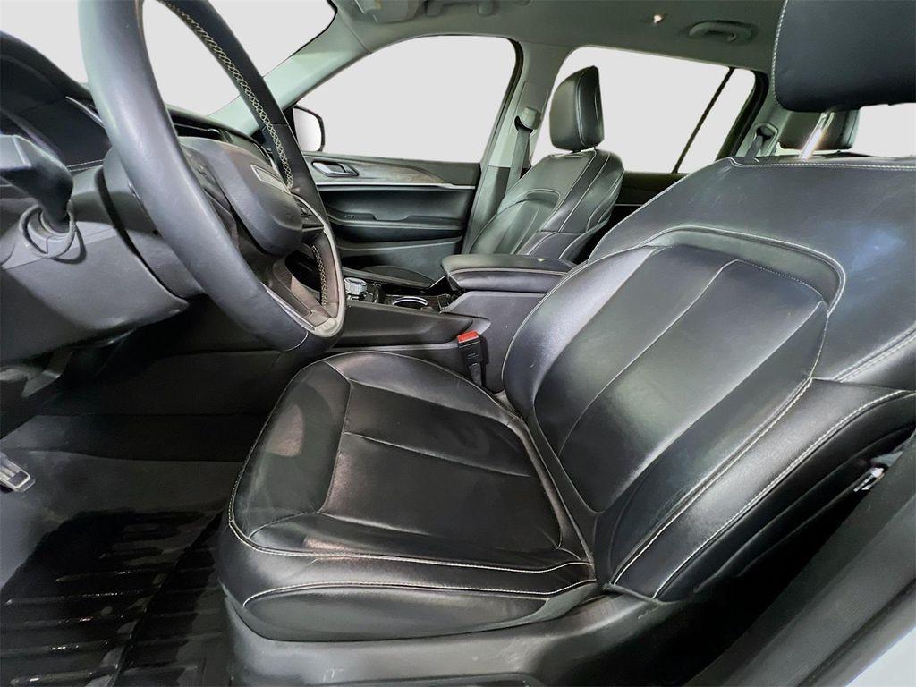 used 2022 Jeep Grand Cherokee L car, priced at $26,634