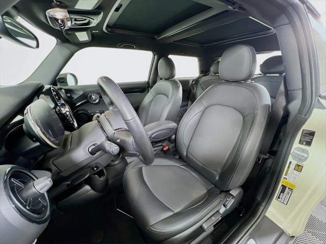used 2022 MINI Hardtop car, priced at $22,731