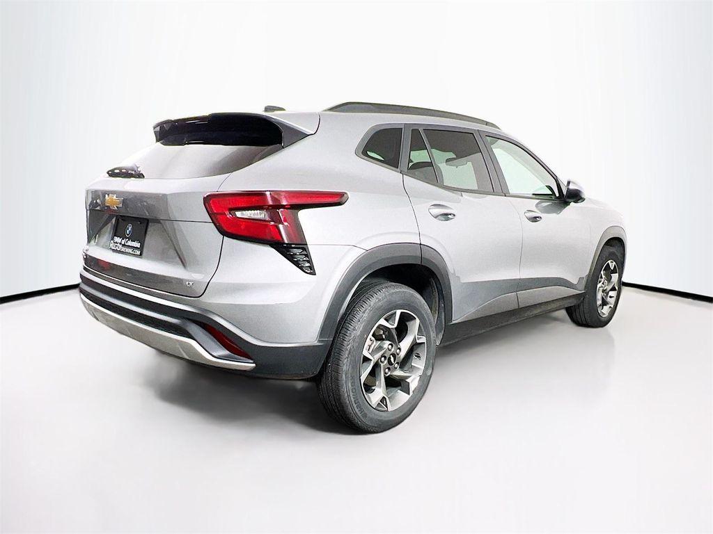 used 2024 Chevrolet Trax car, priced at $21,674