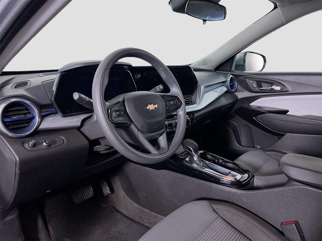 used 2024 Chevrolet Trax car, priced at $21,674