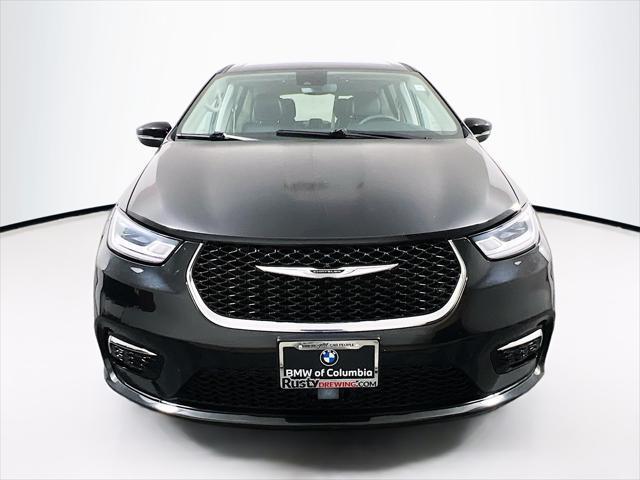 used 2023 Chrysler Pacifica car, priced at $24,995