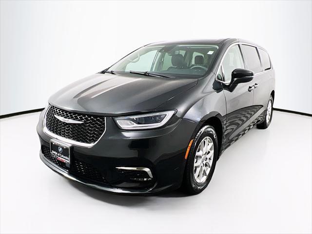 used 2023 Chrysler Pacifica car, priced at $24,995
