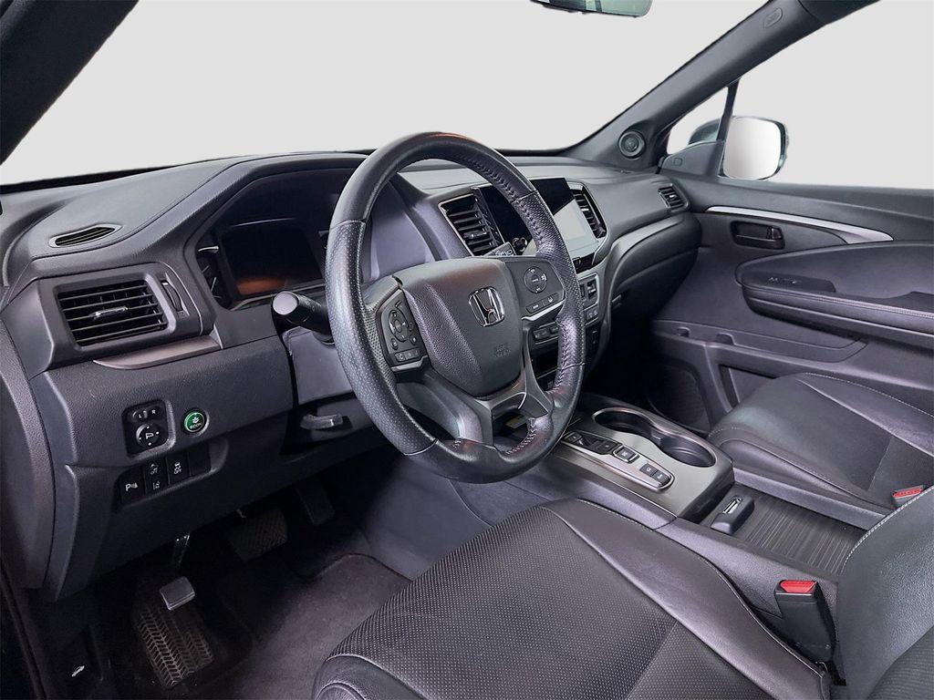 used 2022 Honda Passport car, priced at $28,706