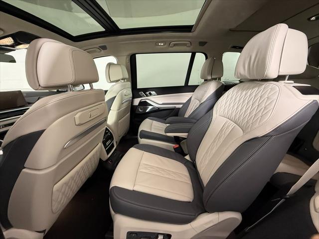 new 2025 BMW X7 car, priced at $112,625