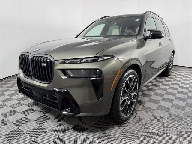 new 2025 BMW X7 car, priced at $122,420