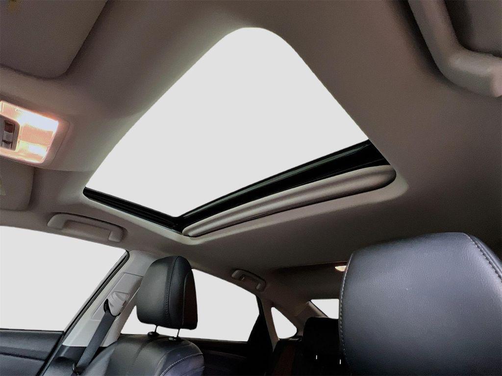 used 2016 Toyota Avalon Hybrid car, priced at $20,943