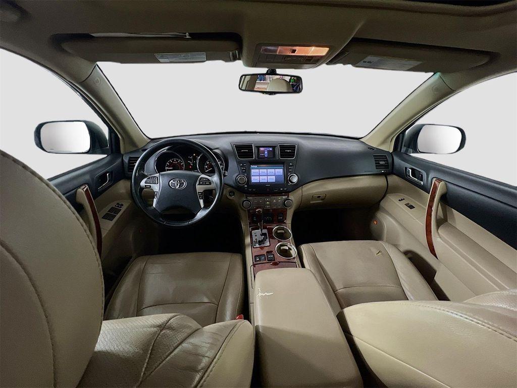used 2011 Toyota Highlander car, priced at $9,814