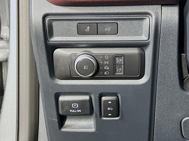used 2022 Ford Expedition Max car, priced at $43,112