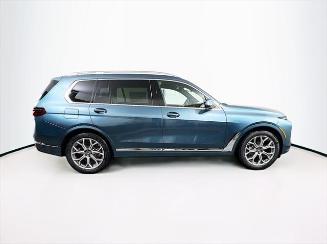 new 2025 BMW X7 car, priced at $92,160