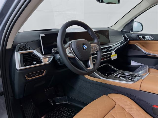 new 2025 BMW X7 car, priced at $91,045