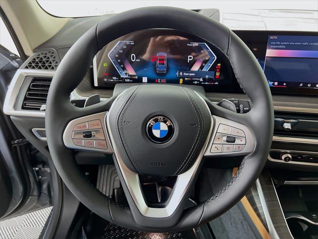new 2025 BMW X7 car, priced at $91,045