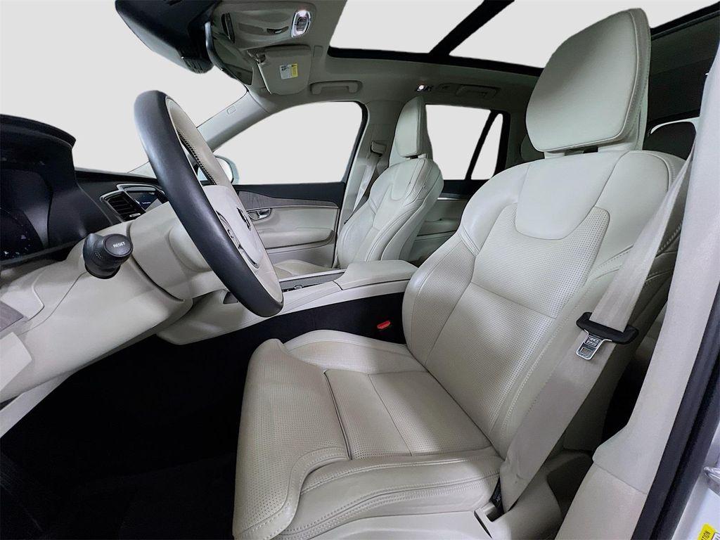 used 2022 Volvo XC90 car, priced at $43,039