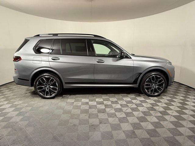 new 2025 BMW X7 car, priced at $120,320