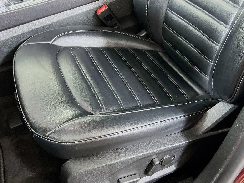 used 2024 Ford Edge car, priced at $22,944