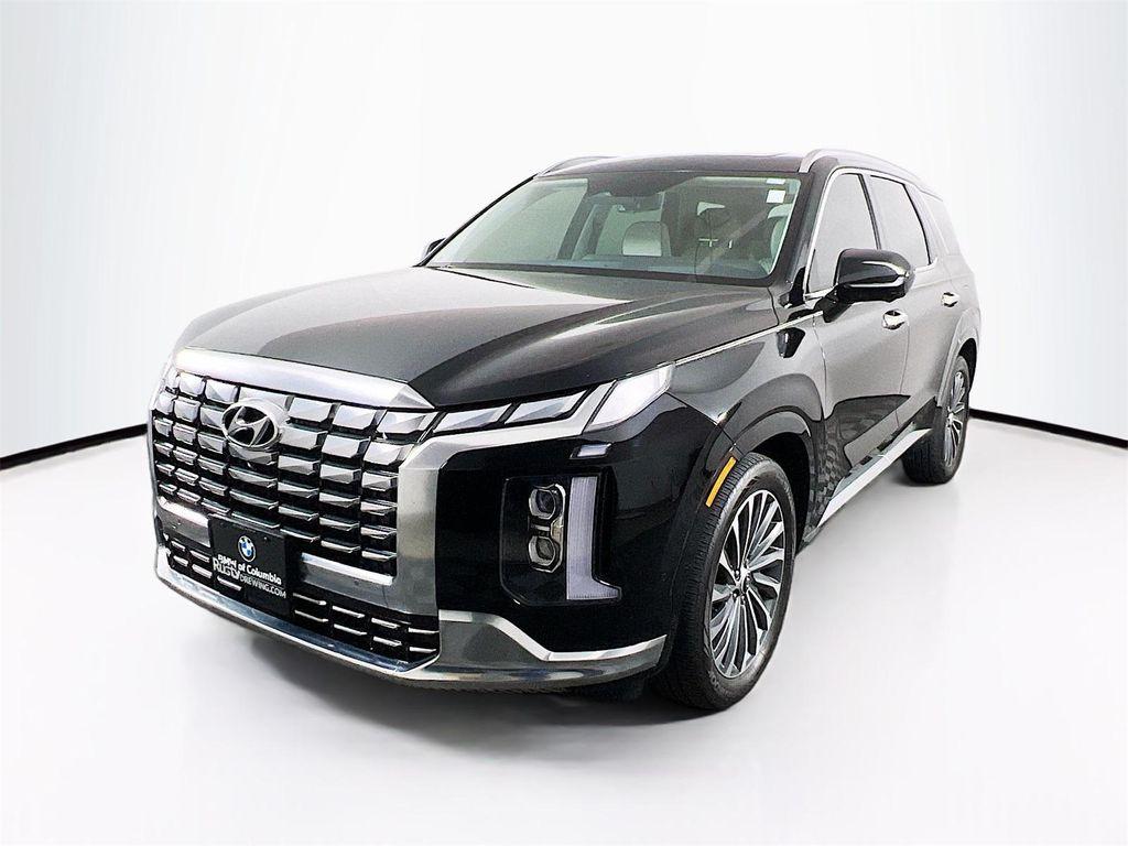 used 2024 Hyundai Palisade car, priced at $41,999