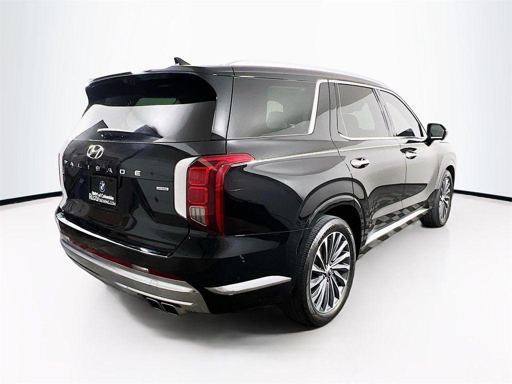 used 2024 Hyundai Palisade car, priced at $41,999