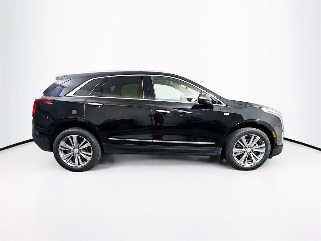 used 2023 Cadillac XT5 car, priced at $30,298