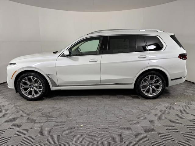 new 2025 BMW X7 car, priced at $91,770