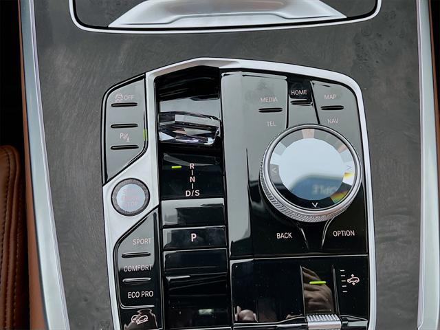 new 2026 BMW X7 car, priced at $119,230