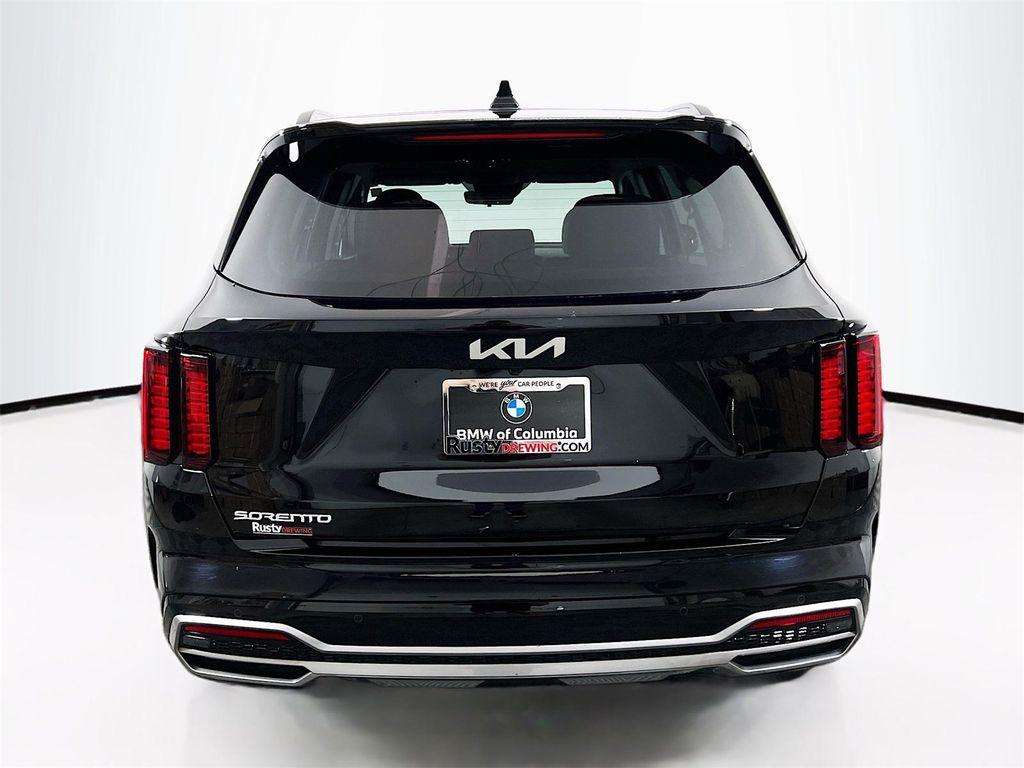 used 2023 Kia Sorento car, priced at $25,498